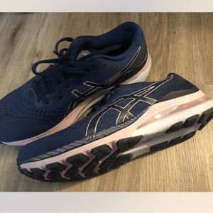 ASICS Women's GEL-Kayano 28 Running Shoes Mako Blue/Barely Rose Size 8.5 WIDE